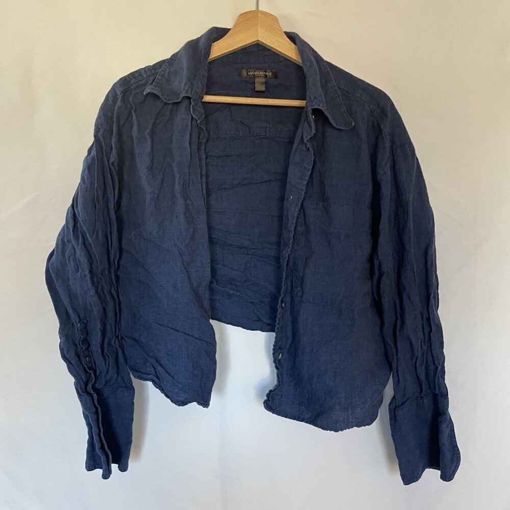 Banana Republic linen dark blue button down long‎ sleeved shirt women's size L